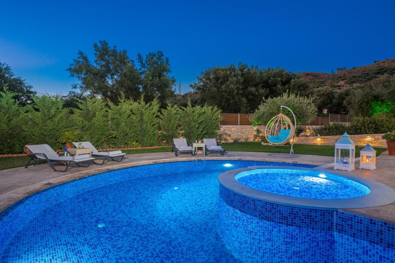 Romanza Luxury Villa Kalamákion Buitenkant foto