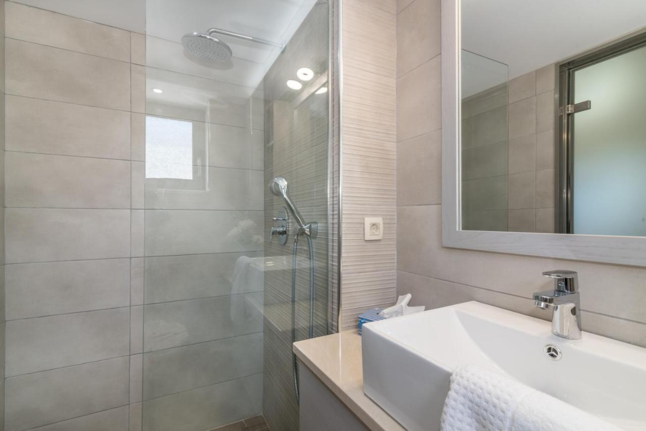 Romanza Luxury Villa Kalamákion Buitenkant foto